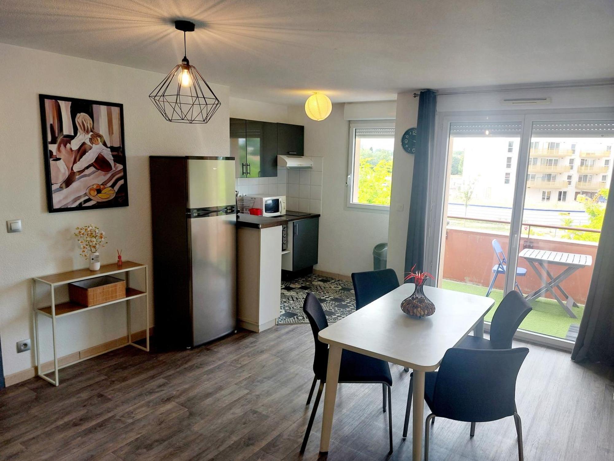 דירות מונטובן Le Montauriol - Logement Avec Terrasse - Piscine -Tennis - Place De Parking Privee מראה חיצוני תמונה